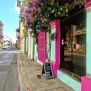 La Antigua Capsula Cartagena (Kolumbien)